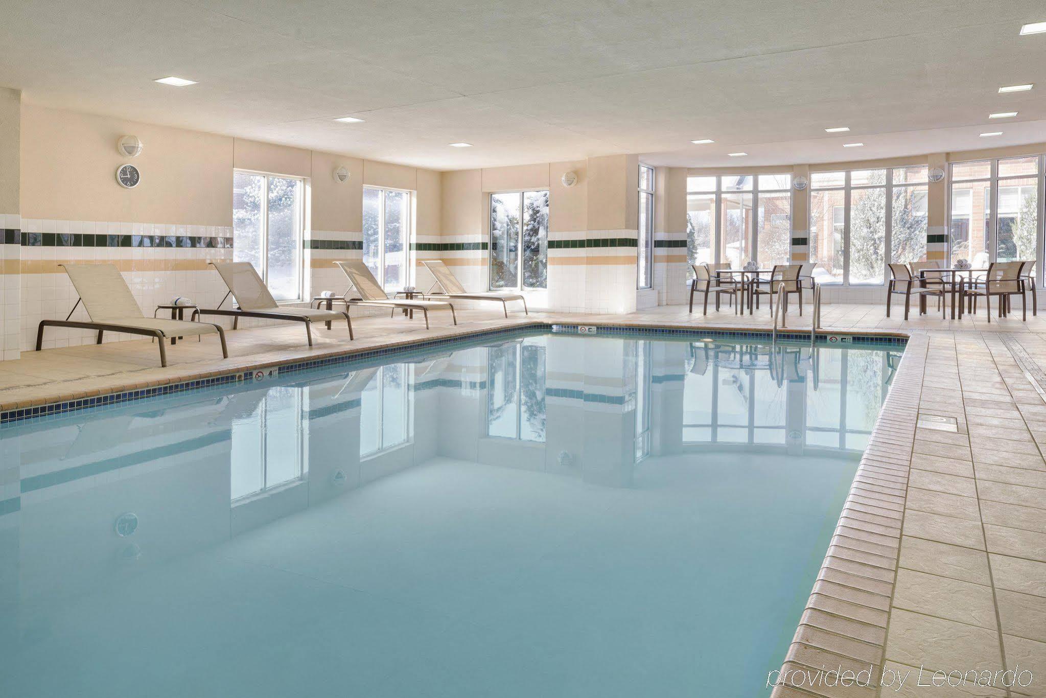 Hilton Garden Inn Minneapolis Maple Grove Exterior foto